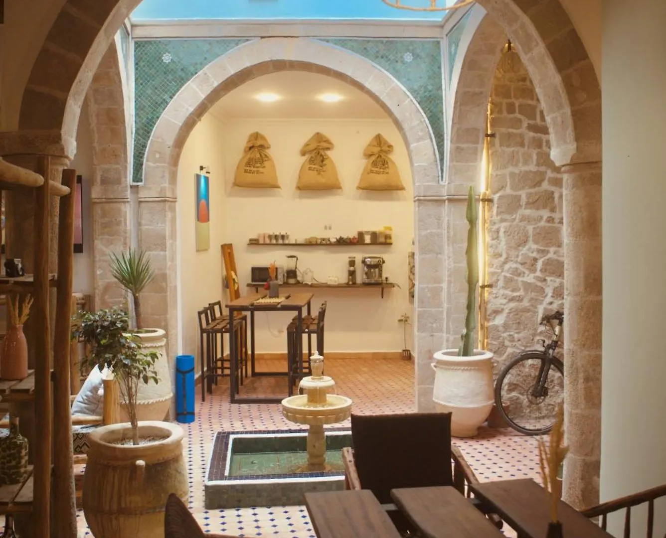 Hostel Riad Maqam Suvayr