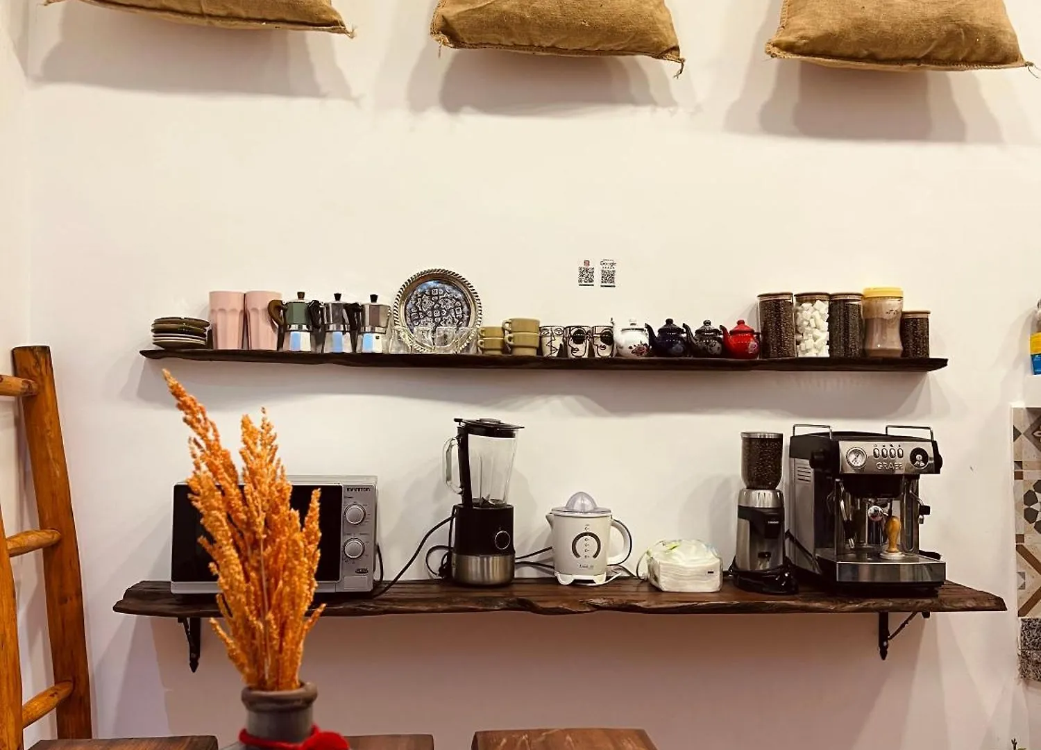 Hostel Riad Maqam 에사우이라