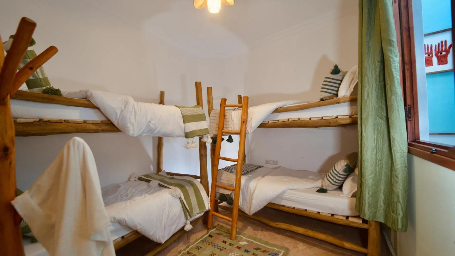 Hostel Riad Maqam 에사우이라 모로코
